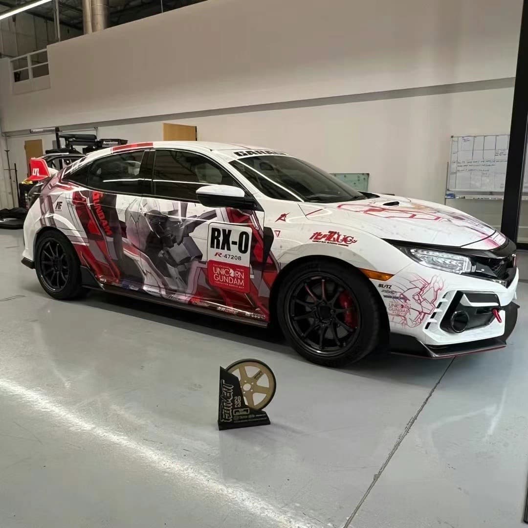 Erleben Sie den Trend Itasha hautnah: Individuelle Anime-Fahrzeugbeschriftung für Fans