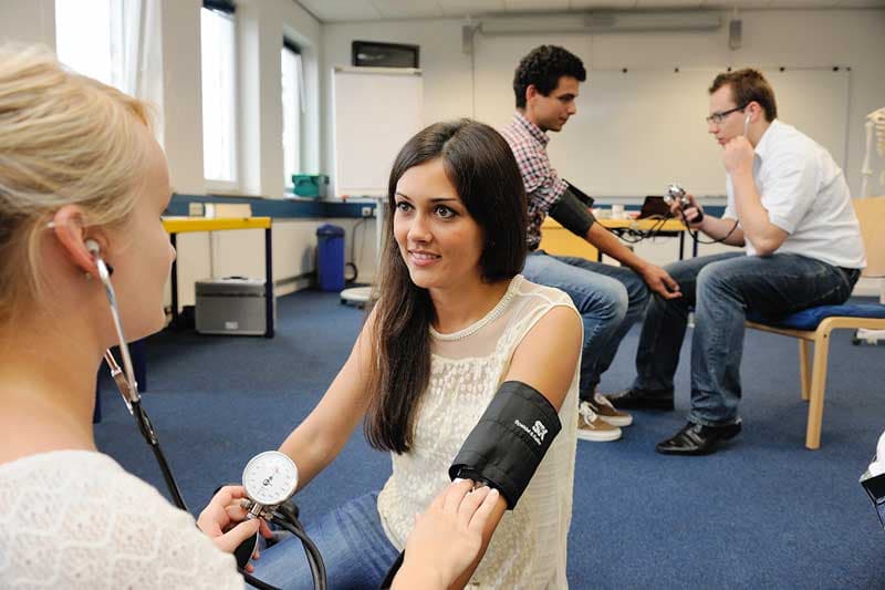 Inhouse Führerschein Erste-Hilfe-Kurs: Alles, was Sie wissen müssen