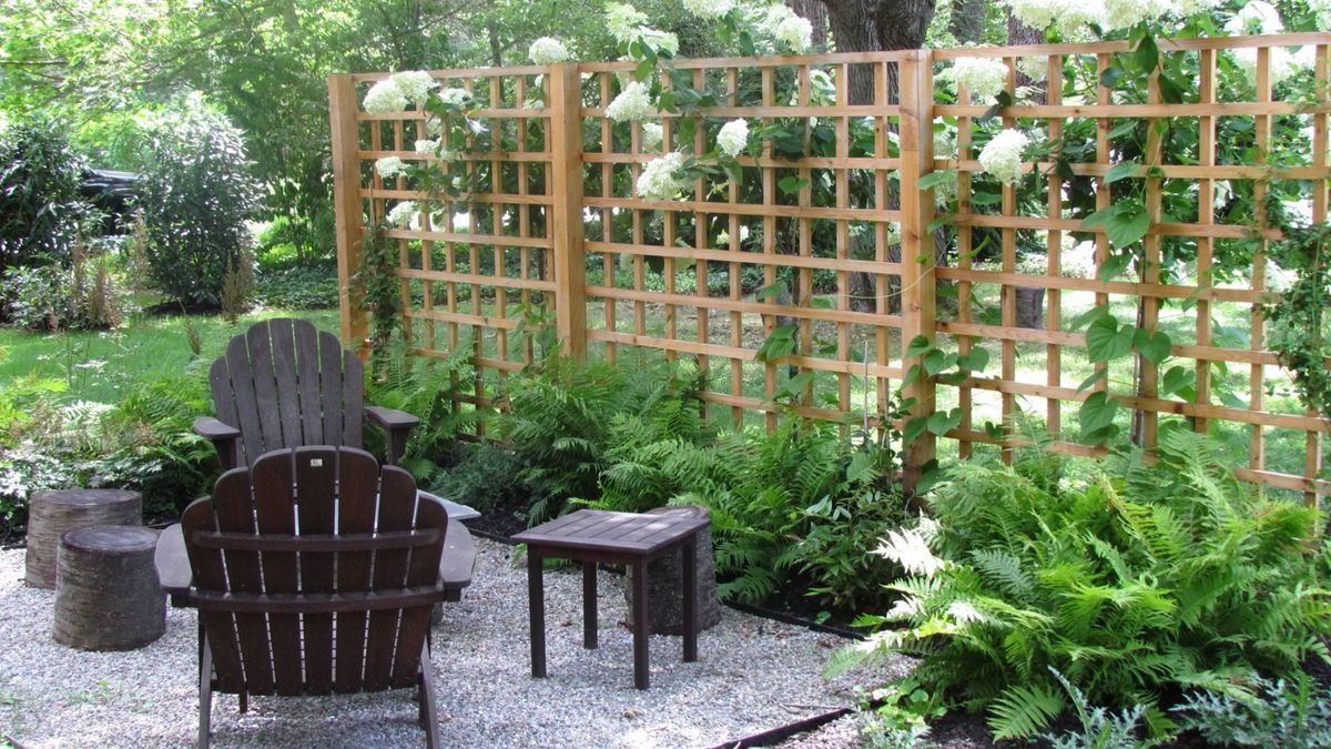 Gartenzäune von Verzinkter Gartenzaun: Erhöhen, Schützen und Verschönern
