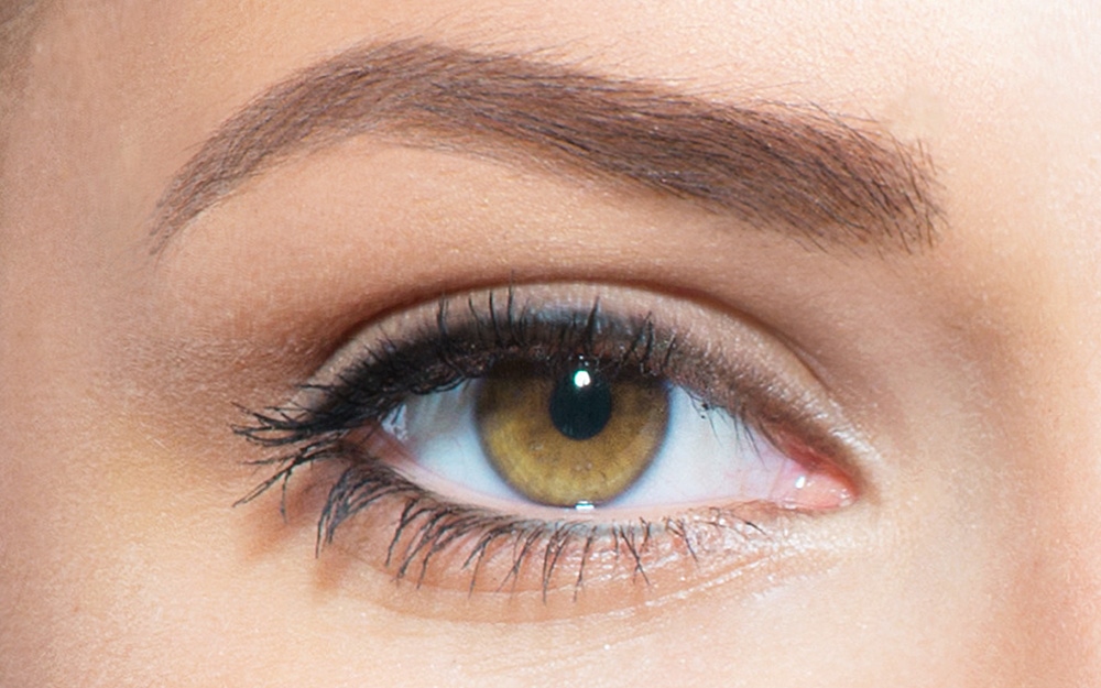 Wo Kunst auf Schönheit trifft: Microblading Eyebrow Cologne enthüllt
