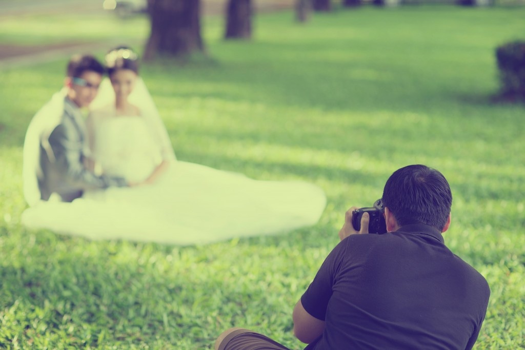 Enthüllte Liebe: Die visuelle Eleganz eines Hochzeitsfotografen