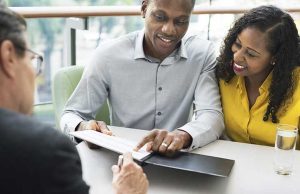 real-estate-business-brokerage-comparison-728x470