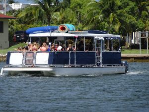 rental-Motor-boat-CORINTHIAN-40feet-Miami-FL_QELDrCq