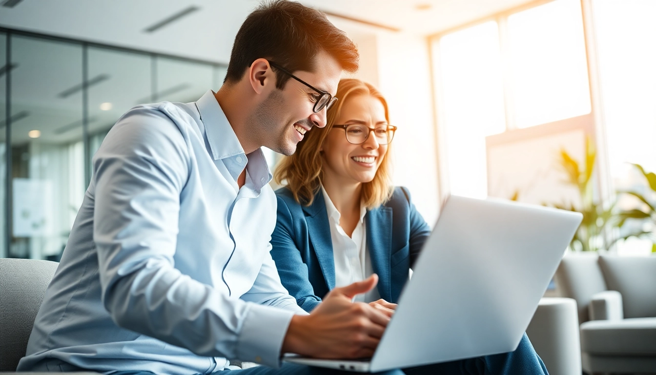 Headhunter Schweiz führt ein Gespräch im modernen Büro mit dynamischem Hintergrund.